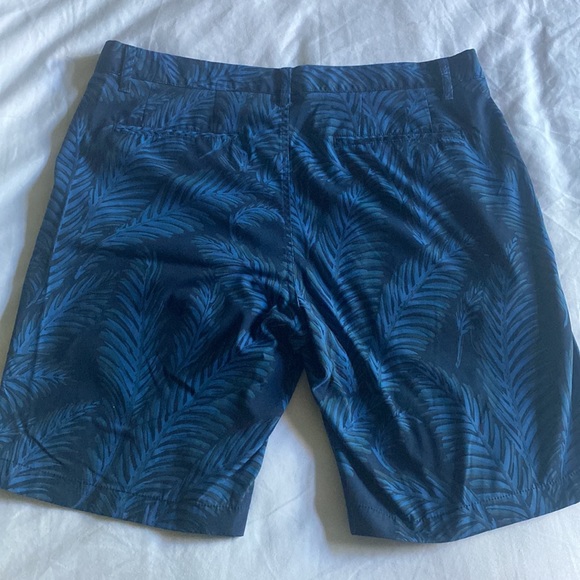 Bonobos Golf Highland Short - Palm print - Sz 36x10 - Picture 4 of 4